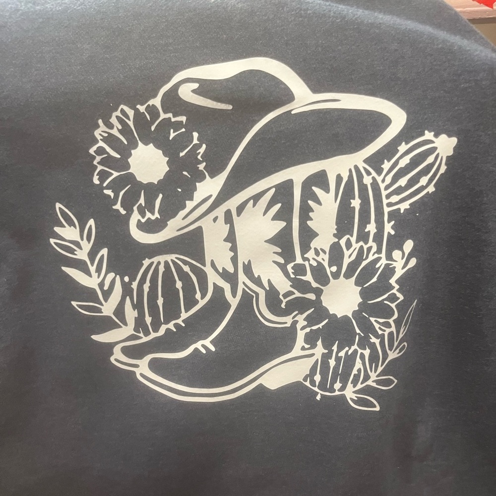 Women's shirt